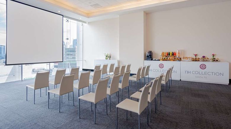<b>NH Collection Mexico City Santa Fe Meeting</b>. Images powered by <a href="https://iceportal.shijigroup.com/" title="IcePortal" target="_blank">IcePortal</a>.