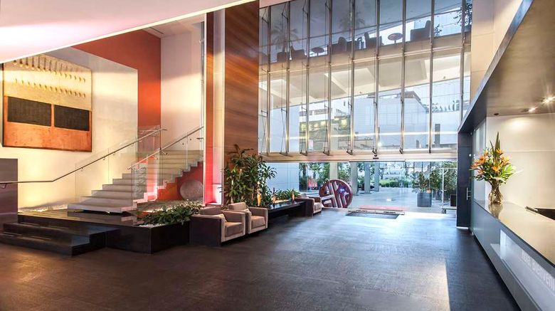 <b>NH Collection Mexico City Santa Fe Lobby</b>. Images powered by <a href="https://iceportal.shijigroup.com/" title="IcePortal" target="_blank">IcePortal</a>.