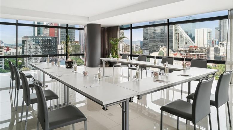 <b>NH Collection Mexico City Reforma Room</b>. Images powered by <a href="https://iceportal.shijigroup.com/" title="IcePortal" target="_blank">IcePortal</a>.