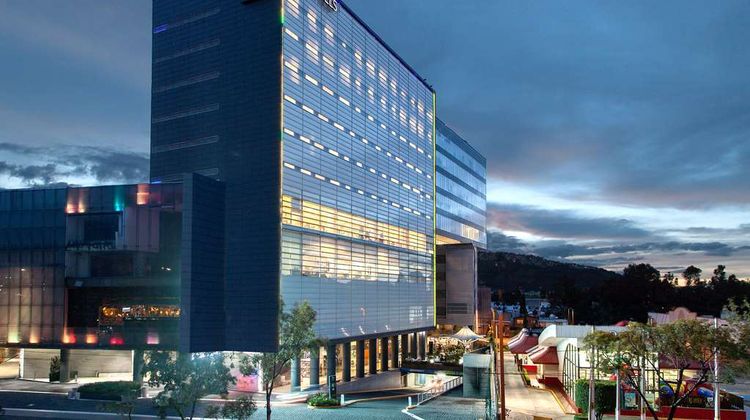 NH Mexico City Valle Dorado Exterior