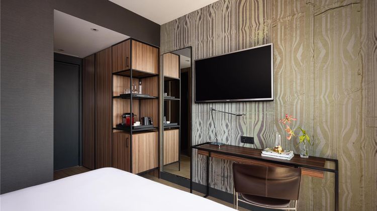 NH Collection Amsterdam Flower Market Suite