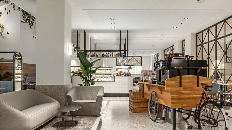 <b>NH City Centre Amsterdam Restaurant</b>. Images powered by <a href="https://iceportal.shijigroup.com/" title="IcePortal" target="_blank">IcePortal</a>.