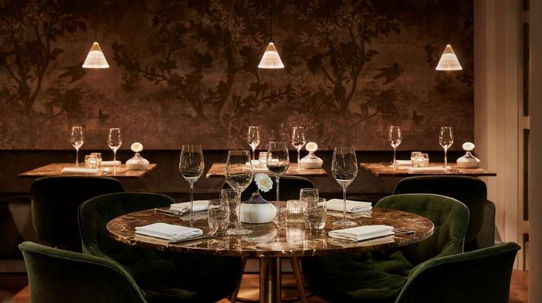 <b>Tivoli Doelen Amsterdam Hotel Restaurant</b>. Images powered by <a href="https://iceportal.shijigroup.com/" title="IcePortal" target="_blank">IcePortal</a>.