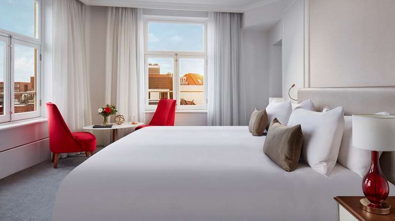 <b>Tivoli Doelen Amsterdam Hotel Suite</b>. Images powered by <a href="https://iceportal.shijigroup.com/" title="IcePortal" target="_blank">IcePortal</a>.