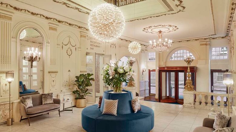 <b>Tivoli Doelen Amsterdam Hotel Lobby</b>. Images powered by <a href="https://iceportal.shijigroup.com/" title="IcePortal" target="_blank">IcePortal</a>.