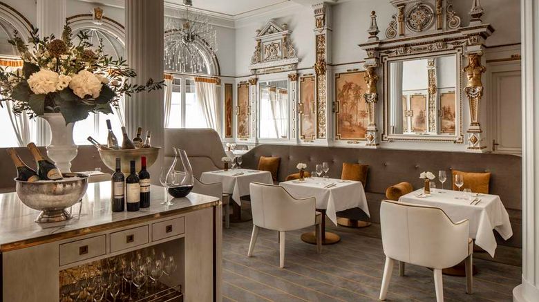 <b>Anantara Grand Hotel Krasnapolsky Restaurant</b>. Images powered by <a href="https://iceportal.shijigroup.com/" title="IcePortal" target="_blank">IcePortal</a>.