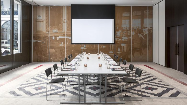 <b>Anantara Grand Hotel Krasnapolsky Meeting</b>. Images powered by <a href="https://iceportal.shijigroup.com/" title="IcePortal" target="_blank">IcePortal</a>.
