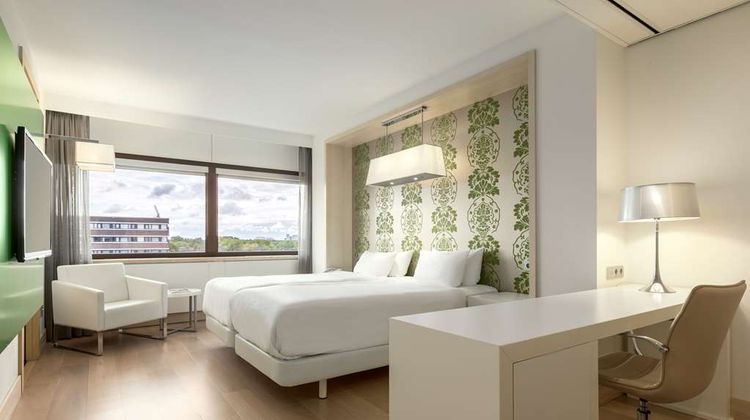 NH Amsterdam Zuid Room