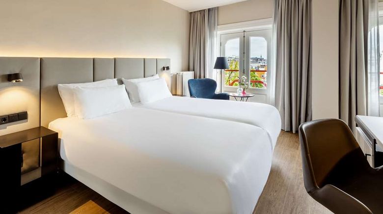 <b>NH Amsterdam Schiller Room</b>. Images powered by <a href="https://iceportal.shijigroup.com/" title="IcePortal" target="_blank">IcePortal</a>.