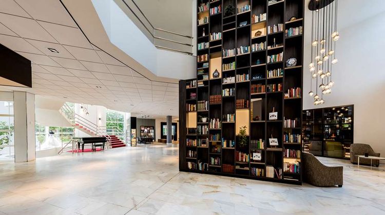 NH Bussum Jan Tabak Lobby
