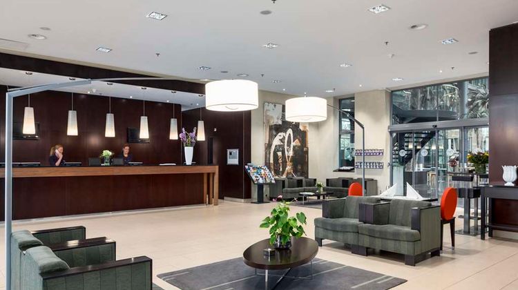 NH Den Haag Lobby
