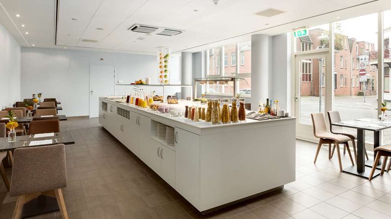 <b>NH Groningen Restaurant</b>. Images powered by <a href="https://iceportal.shijigroup.com/" title="IcePortal" target="_blank">IcePortal</a>.