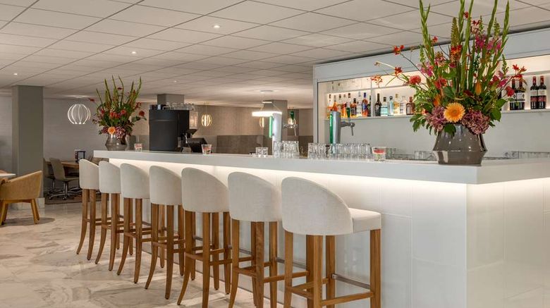 <b>NH Amsterdam Schiphol Airport Restaurant</b>. Images powered by <a href="https://iceportal.shijigroup.com/" title="IcePortal" target="_blank">IcePortal</a>.