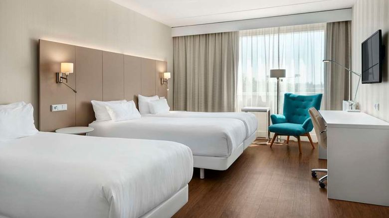 <b>NH Amsterdam Schiphol Airport Room</b>. Images powered by <a href="https://iceportal.shijigroup.com/" title="IcePortal" target="_blank">IcePortal</a>.