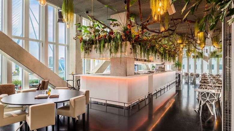 <b>nhow Rotterdam Restaurant</b>. Images powered by <a href="https://iceportal.shijigroup.com/" title="IcePortal" target="_blank">IcePortal</a>.