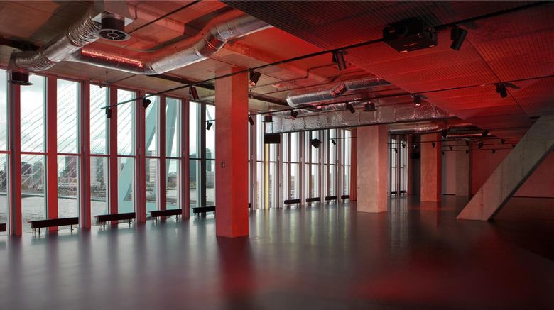 <b>nhow Rotterdam Lobby</b>. Images powered by <a href="https://iceportal.shijigroup.com/" title="IcePortal" target="_blank">IcePortal</a>.