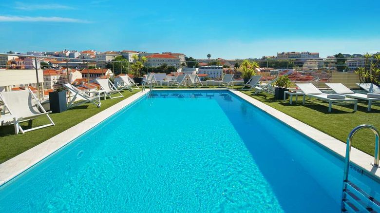 <b>NH Collection Lisboa Liberdade Pool</b>. Images powered by <a href="https://iceportal.shijigroup.com/" title="IcePortal" target="_blank">IcePortal</a>.