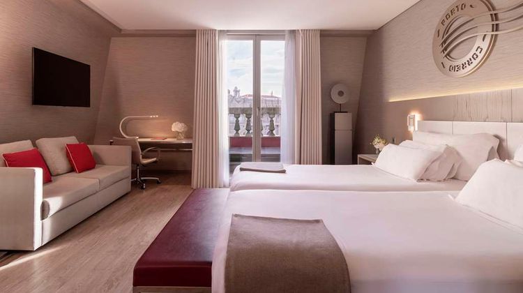 NH Collection Porto Batalha Room