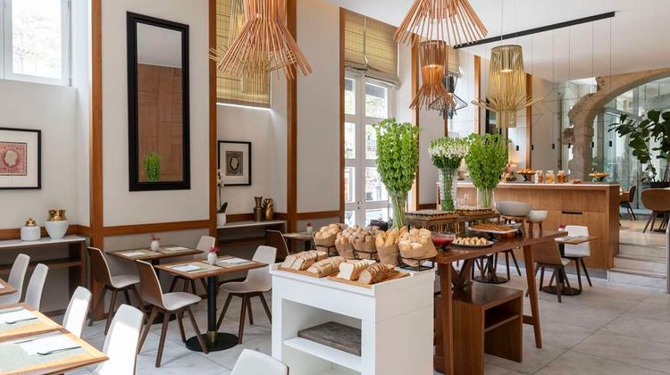 NH Collection Porto Batalha Restaurant
