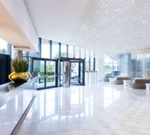 NH Bratislava Gate One Lobby
