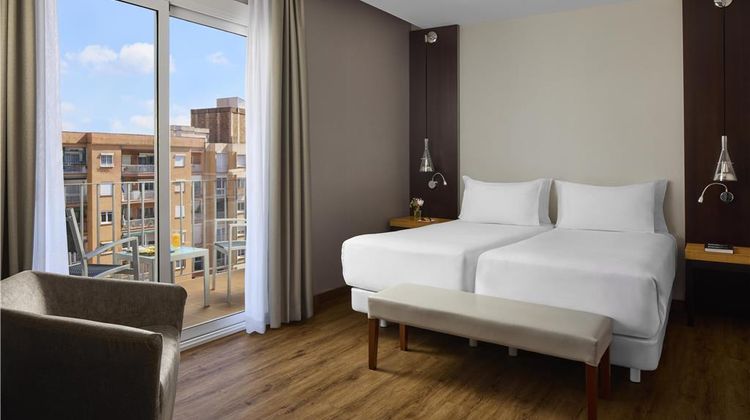 NH Barcelona Stadium Room