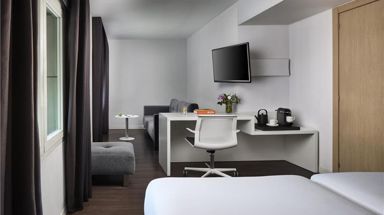 NH Barcelona Stadium Room