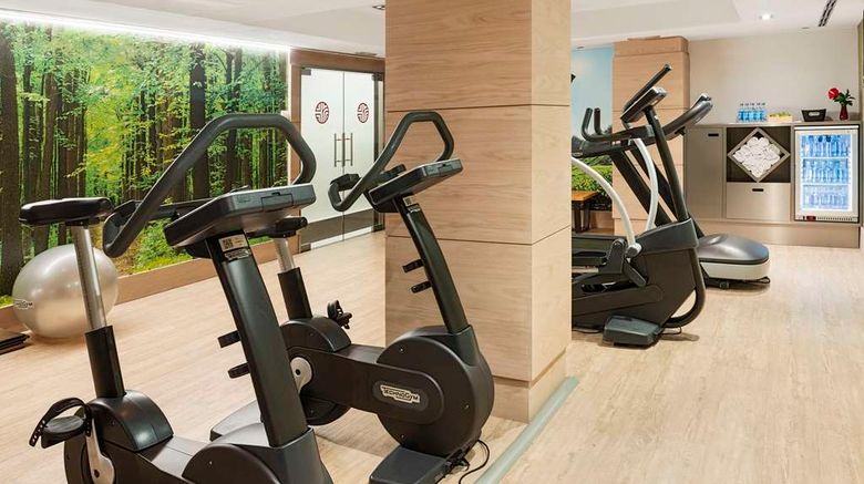 <b>NH Collection Gran Hotel Calderon Health</b>. Images powered by <a href="https://iceportal.shijigroup.com/" title="IcePortal" target="_blank">IcePortal</a>.