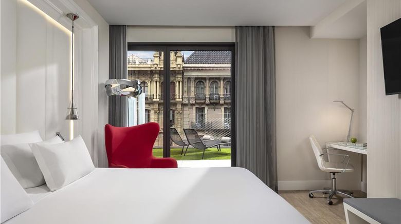 <b>NH Collection Gran Hotel Calderon Room</b>. Images powered by <a href="https://iceportal.shijigroup.com/" title="IcePortal" target="_blank">IcePortal</a>.