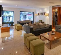NH Barcelona Eixample Lobby