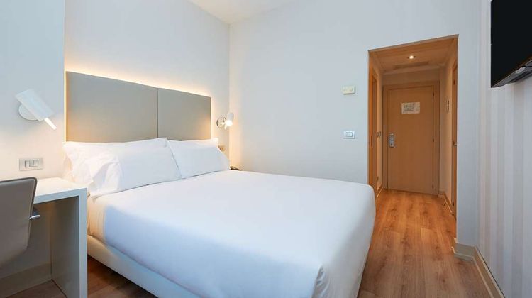 NH Bilbao Deusto Room