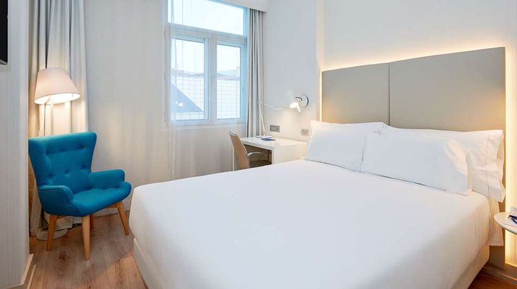 NH Bilbao Deusto Room
