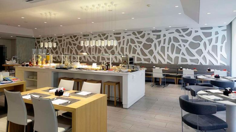 <b>NH Collection Villa de Bilbao Restaurant</b>. Images powered by <a href="https://iceportal.shijigroup.com/" title="IcePortal" target="_blank">IcePortal</a>.