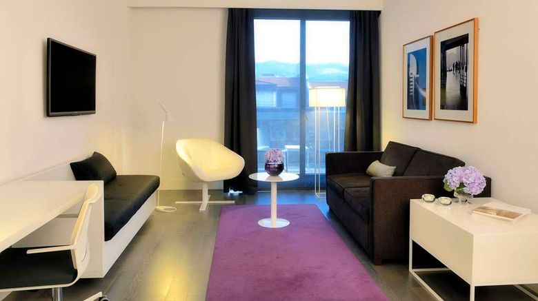 <b>NH Collection Villa de Bilbao Suite</b>. Images powered by <a href="https://iceportal.shijigroup.com/" title="IcePortal" target="_blank">IcePortal</a>.