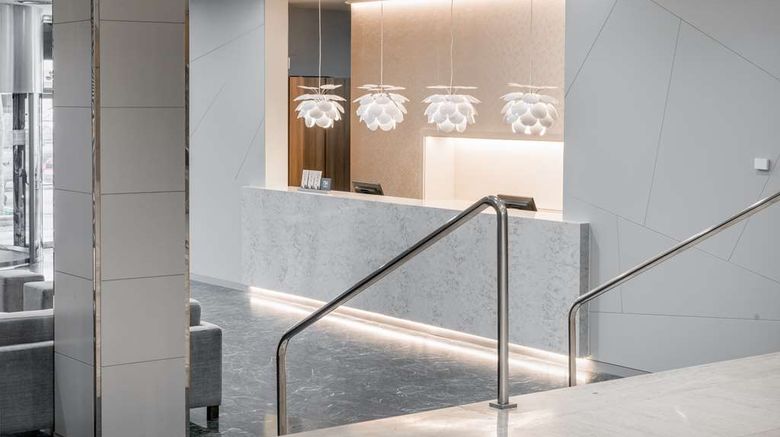 <b>NH Ciudad Real Lobby</b>. Images powered by <a href="https://iceportal.shijigroup.com/" title="IcePortal" target="_blank">IcePortal</a>.