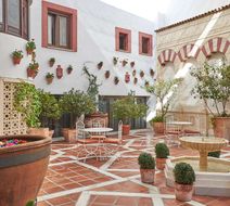 NH Cordoba Califa Exterior