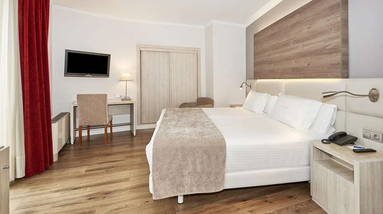 <b>NH Cordoba Califa Room</b>. Images powered by <a href="https://iceportal.shijigroup.com/" title="IcePortal" target="_blank">IcePortal</a>.