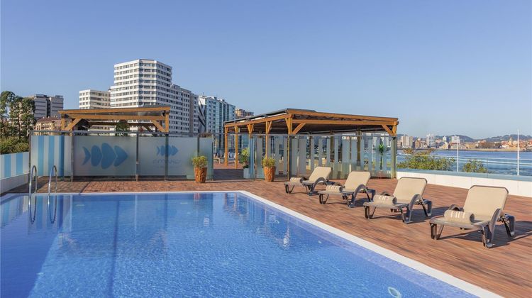 NH Gijon Pool