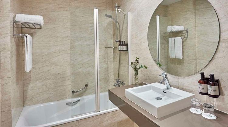 NH Avenida Jerez Room
