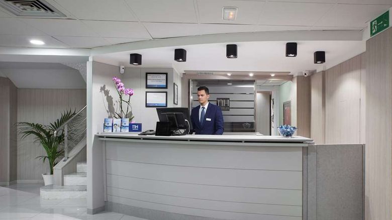 <b>NH Las Palmas Playa las Canteras Lobby</b>. Images powered by <a href="https://iceportal.shijigroup.com/" title="IcePortal" target="_blank">IcePortal</a>.