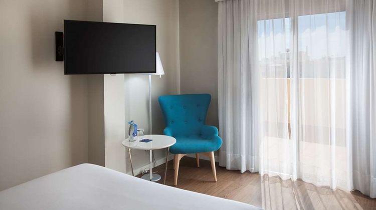 NH Las Palmas Playa las Canteras Room