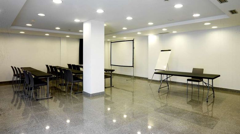 <b>NH La Avanzada Meeting</b>. Images powered by <a href="https://iceportal.shijigroup.com/" title="IcePortal" target="_blank">IcePortal</a>.