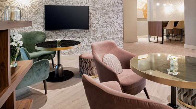 NH Collection Leon Plaza Mayor Lobby