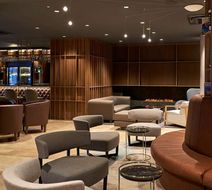 NH Hotel Herencia Rioja Lobby