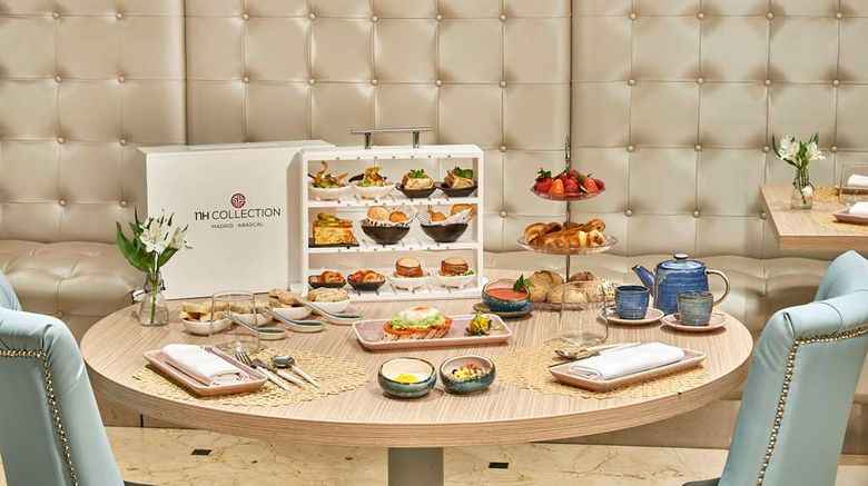 <b>NH Collection Madrid Abascal Restaurant</b>. Images powered by <a href="https://iceportal.shijigroup.com/" title="IcePortal" target="_blank">IcePortal</a>.