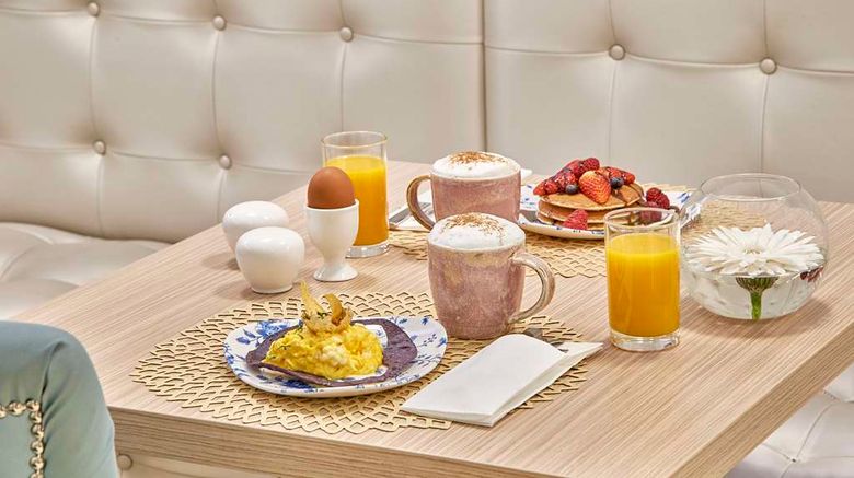 <b>NH Collection Madrid Abascal Restaurant</b>. Images powered by <a href="https://iceportal.shijigroup.com/" title="IcePortal" target="_blank">IcePortal</a>.