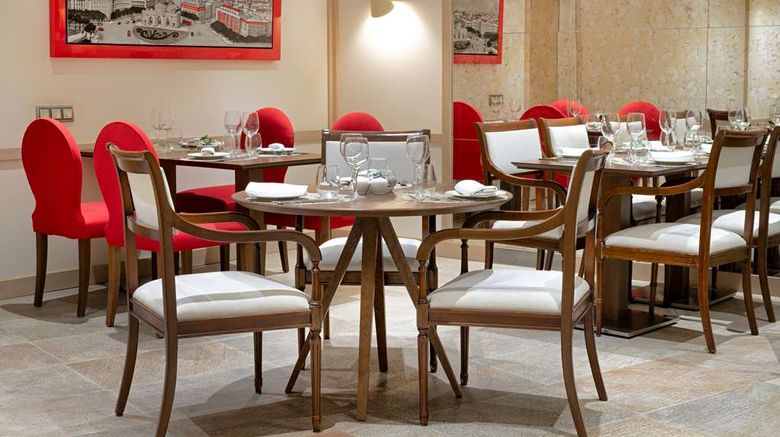 <b>NH Collection Madrid Paseo del Prado Restaurant</b>. Images powered by <a href="https://iceportal.shijigroup.com/" title="IcePortal" target="_blank">IcePortal</a>.