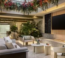 NH Madrid Paseo de la Habana Lobby