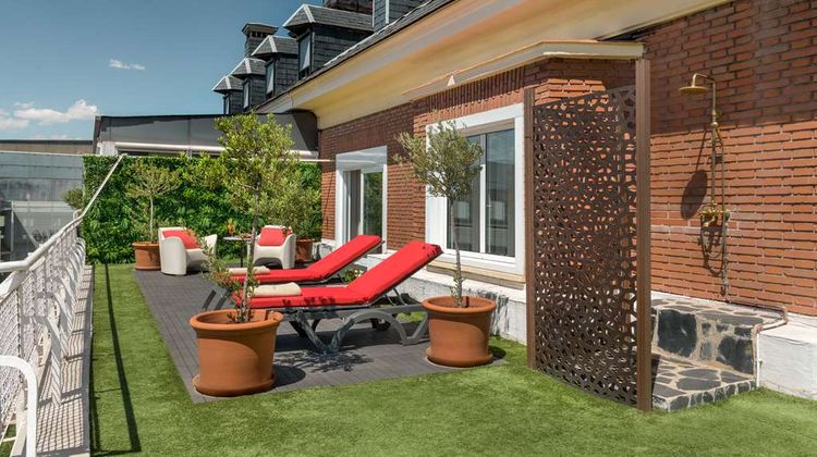 NH Collection Madrid Colon Exterior