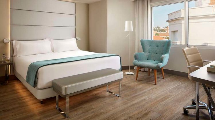NH Madrid Zurbano Room