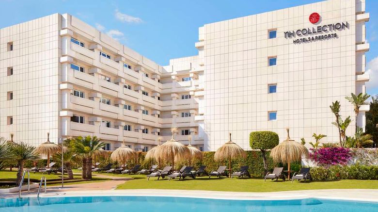 <b>NH Collection Marbella Pool</b>. Images powered by <a href="https://iceportal.shijigroup.com/" title="IcePortal" target="_blank">IcePortal</a>.